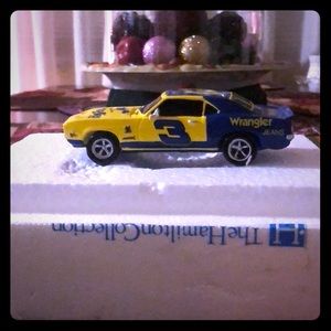 I am selling these 2 antique famous cars.